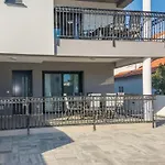 Ferienwohnung Mit Terrasse