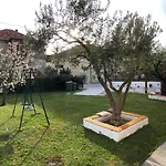 Villa Enthia