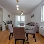 Modern And Comfortable Apartment In Zadar