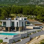 Luxury Villa Mare, Direkt Am Strand