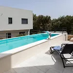 Atena Zaton B