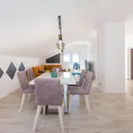 Lovely Apartment In Maslenica With House Sea View
