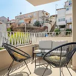 New Apartment Luce With Balcony And Free Parking