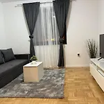 Studio Apartman Igor