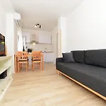 Ferienwohnung Fuer 2 Personen 1 Kind Ca 40 Qm In Ljubac Bei Zadar, Dalmatien Norddalmatien