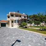 Luxury Villa With A Swimming Pool Zadar - Diklo, Zadar - 22230