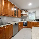 Apartment Sea Breeze