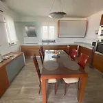 Apartments Luana With Private Jacuzzi