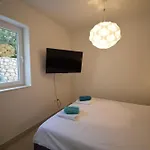 Studio Apartment Karla