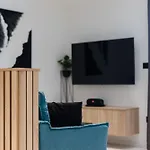 Sunset Bay Luxury Apartment