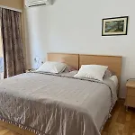 Room Novakovic