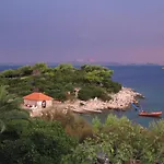 Hotel Priscapac Resort & Apartments