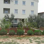 Apartments Ana
