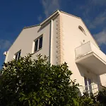 Concordia Apartments