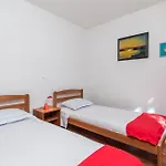 Stunning Apartment In Starigrad With Wifi