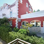 Nice Apartment In Prigradica With Kitchen