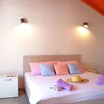 Vineyard House & Olive Grove House