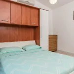 Beautiful Apartment In Starigrad With Wifi