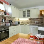 Apartments Rensi