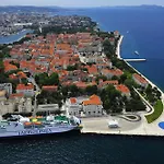 Apartment Lux Zadar