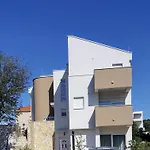 Apartmani Berna Petrcane