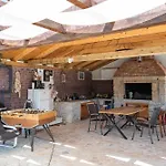 Mobil House Nevera 2