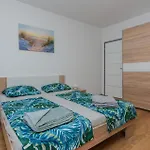 Cozy Apartment In Privlaka With Wifi