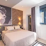 Zen Kalifa 5 Star Exclusive Residence For 4