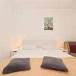 Apartment Pantalon, Big Terrace And Free Parking