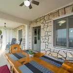 Vista Mare Apartment