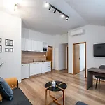 Apartments Estrella