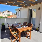 Modern Apartment Vitrenjak