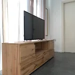 Emma Deluxe
