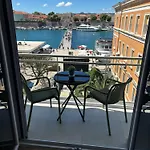 Aurum Ponte Deluxe