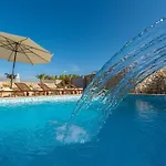 Kirstin - Pool, Jacuzzi, Sauna