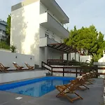 Villa Nikola