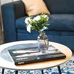 4-Star Design Apartments Bubamara