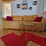 Cro Behar 2 Apartments