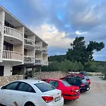 Seaside Apartments With A Swimming Pool Lumbarda, Korcula - 4385