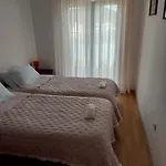 House Daniva