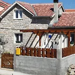 Kuca Za Odmor Delfina