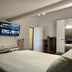 Iva'S Cosy Apartment, Sea View And Free Parking