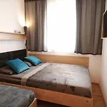 Relax Mandre 200M From The Beach Sea View