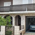 Amazing Apartment In Vela Luka With Kitchen