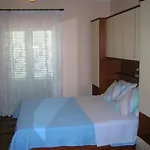 Family Friendly Apartments With A Swimming Pool Kali, Ugljan - 23026