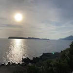 Artistic Sunset Apartment