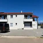 Apartment Laura