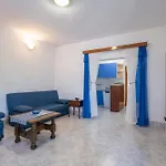 Apartments Ljiljana