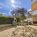 Sunshine Place By The Beach