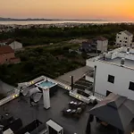 Apartment Skyline Retreat